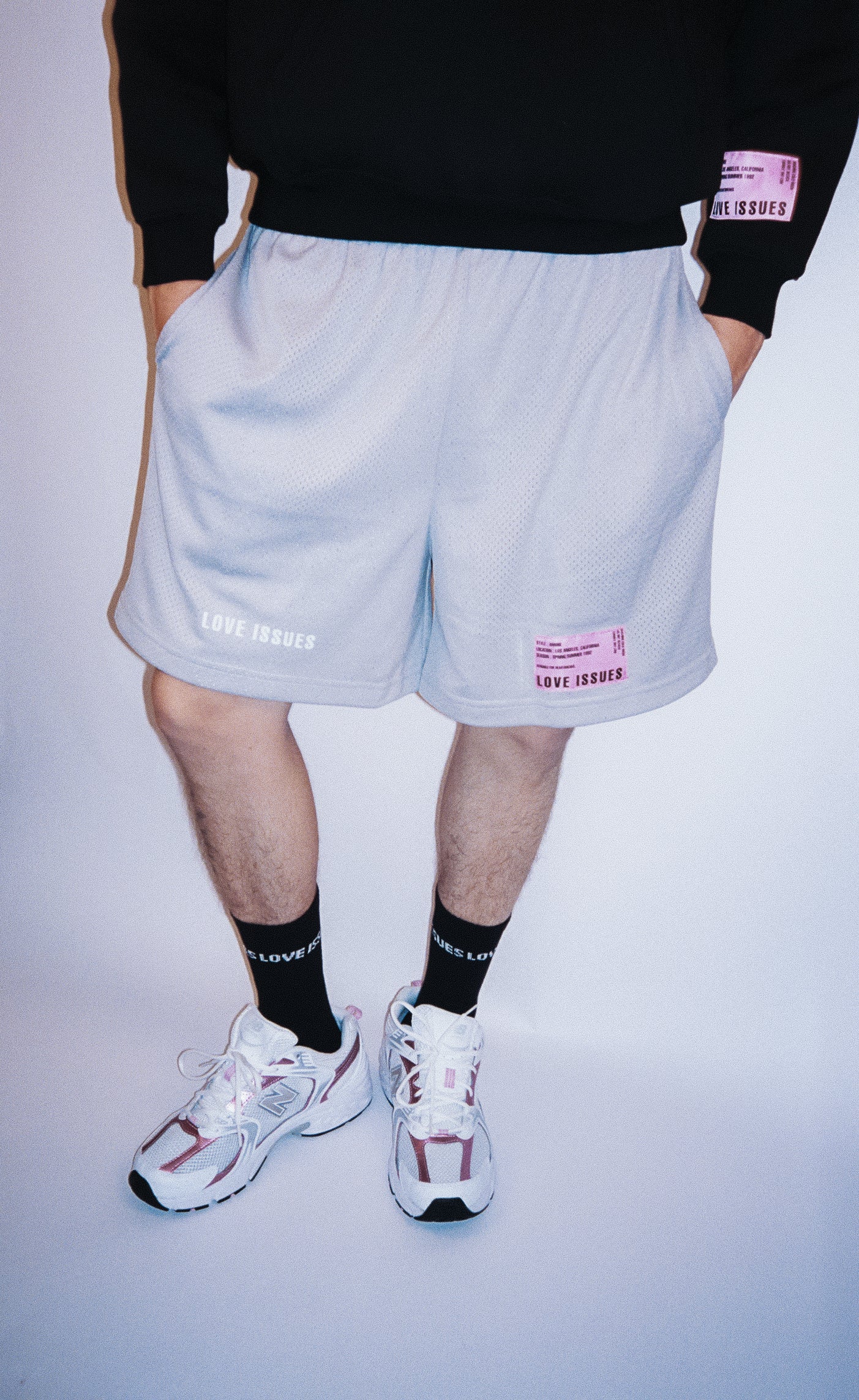 LOVE ISSUES "BASIC HEARTBREAKS" MESH SHORTS - GRAY