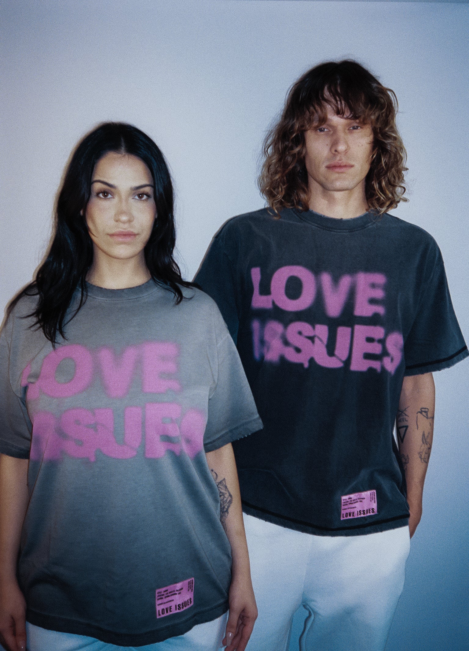 "SPRAY LOGO" FADED TEE - BLK